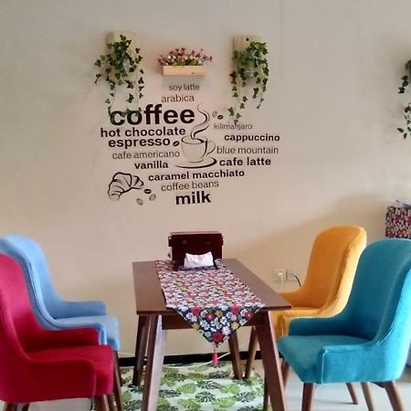 Homestay Wahyudi 1 Syariah Tlekung Экстерьер фото
